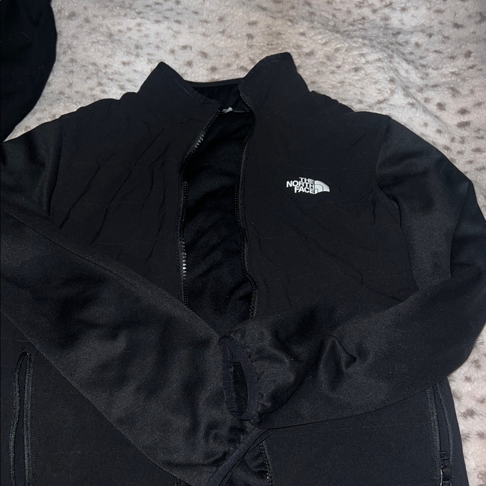 The North Face Classic Black Full-Zip Jacket KIDS LARGE